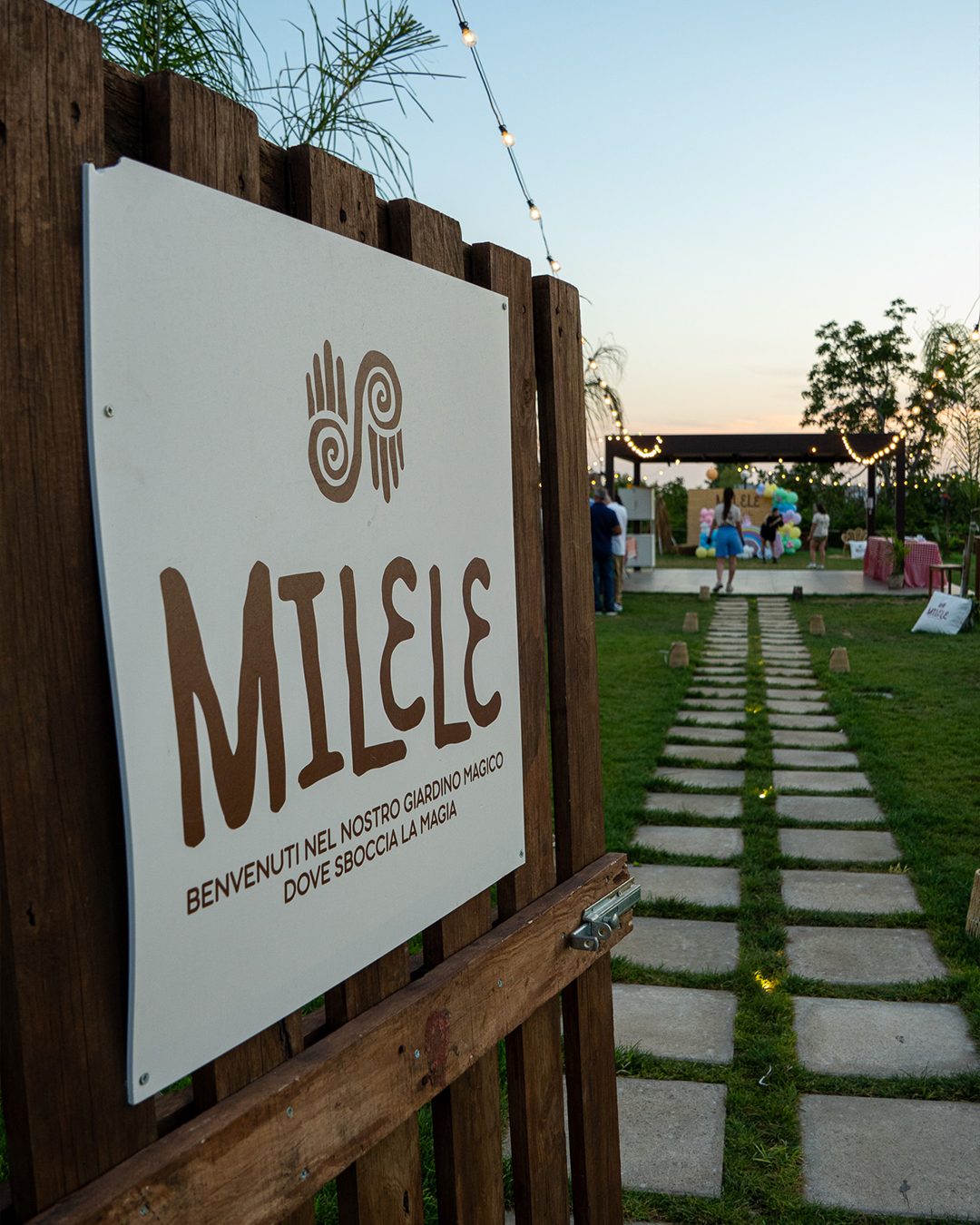Insegna milele ingresso